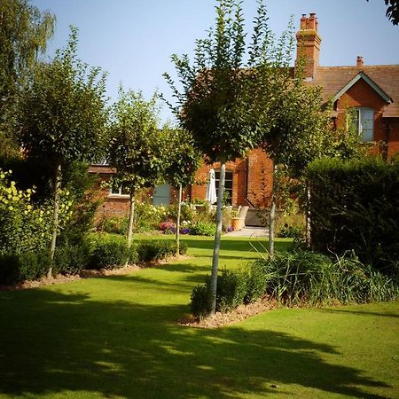 Walwyn Court Barns Villa Ledbury Exterior photo